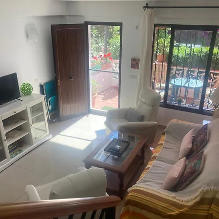 El Apartamento De La Paz Apartment